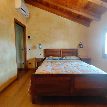 Casale Del Leon Villa Доло Екстериор снимка