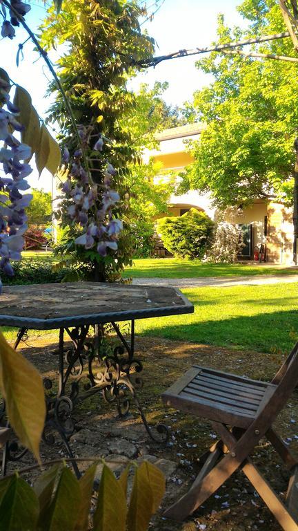 Casale Del Leon Villa Доло Екстериор снимка