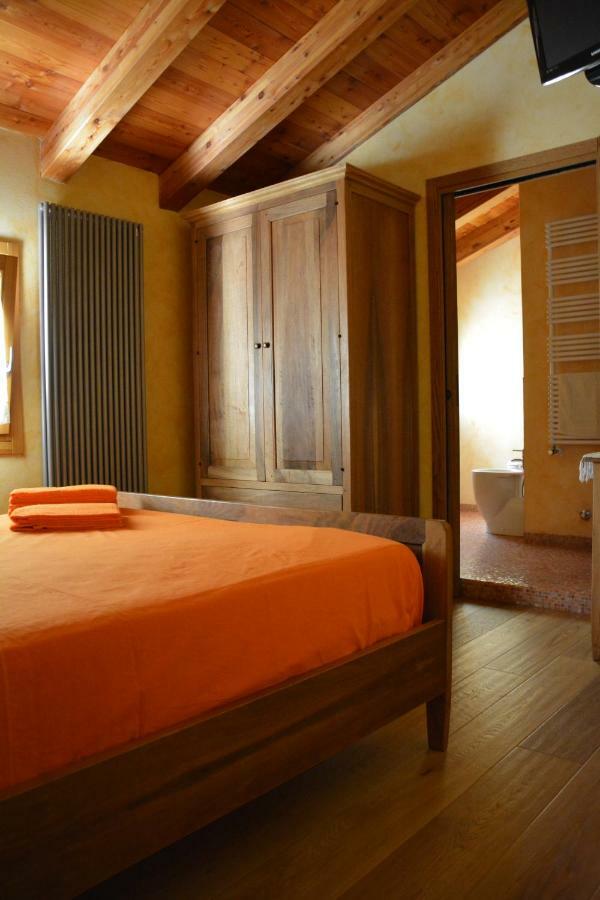 Casale Del Leon Villa Доло Екстериор снимка