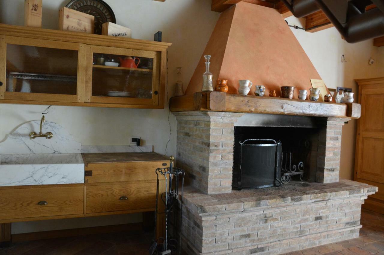 Casale Del Leon Villa Доло Екстериор снимка