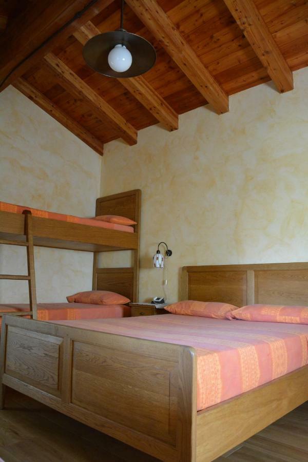 Casale Del Leon Villa Доло Екстериор снимка